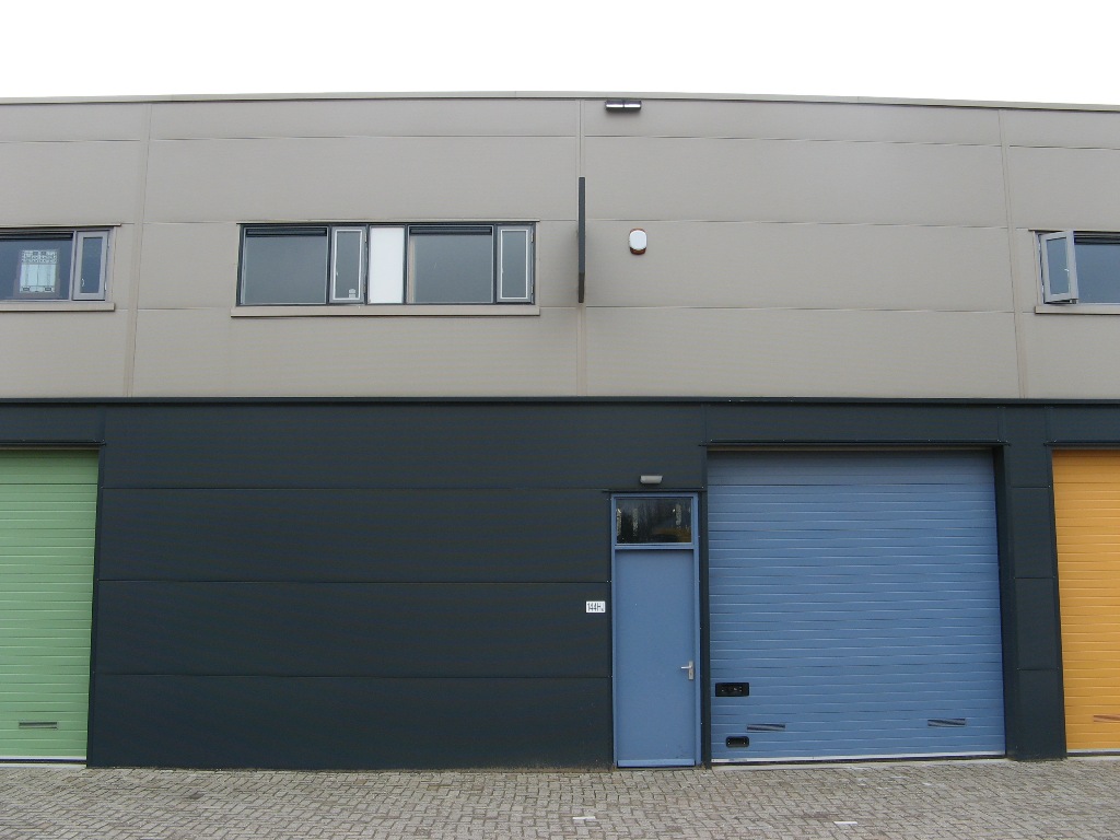 Prijsverlaging bedrijfsunit Van IJsendijkstraat 144 H en J