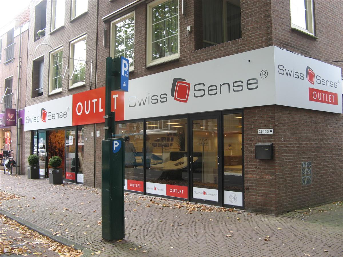 Westerstraat 104 te Purmerend verhuurd aan Swiss Sense