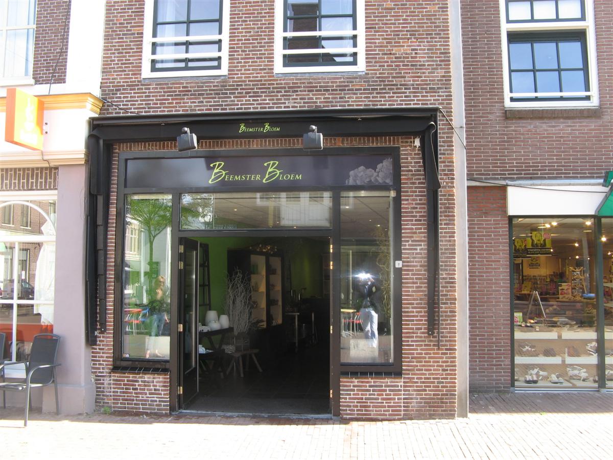 Dubbele Buurt 3 binnen 3 weken verhuurd aan Van Leeuwen Goud - en Zilver inkoop 