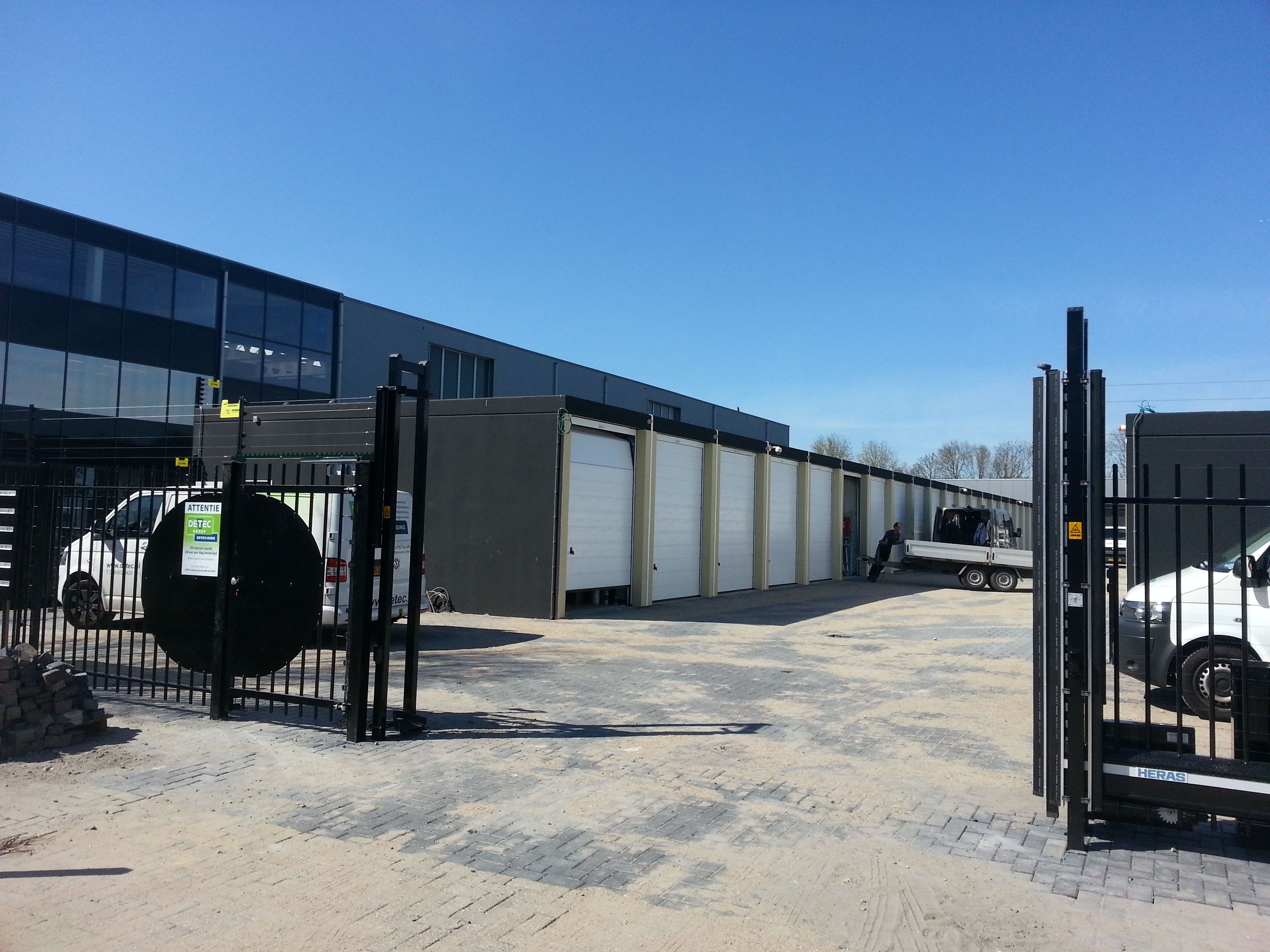 Garagepark Purmerend is bijna voltooid en er zijn nog slechts enkele units beschikbaar !